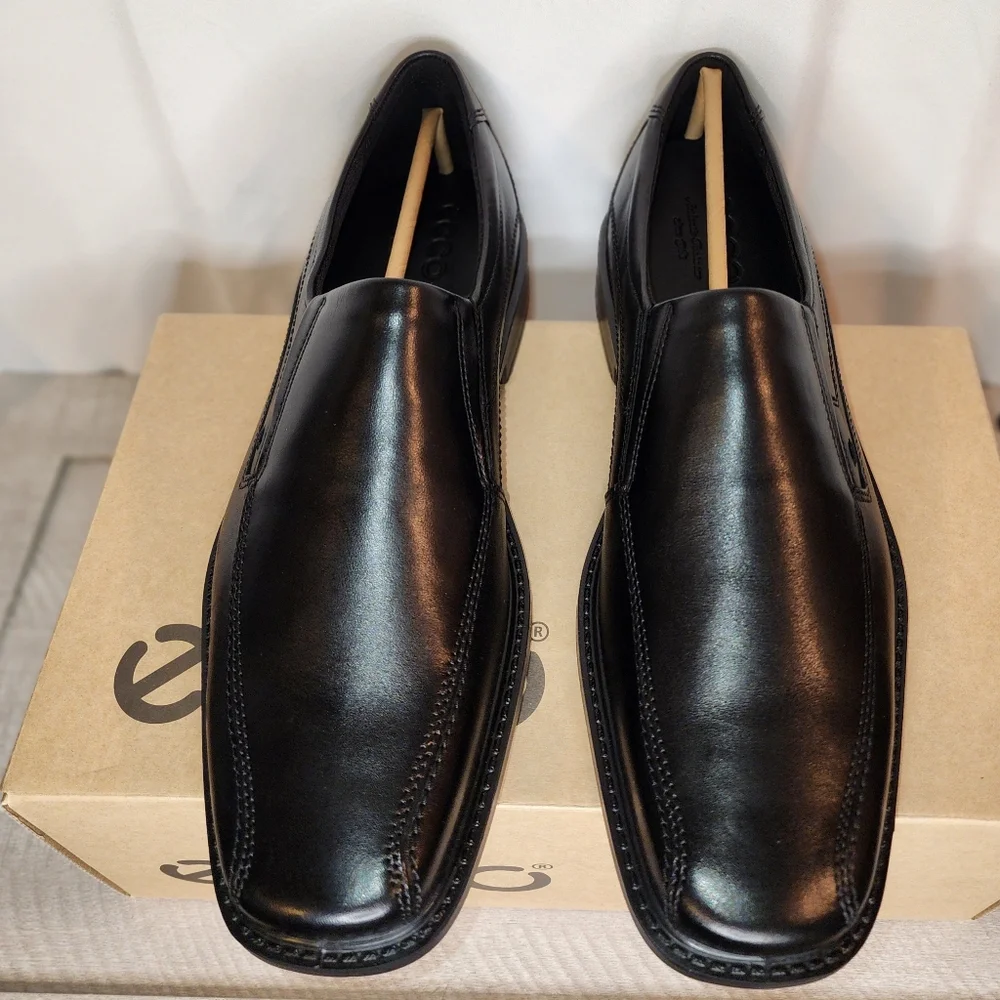 New! Men's ECCO Verona Classic Penny Loafer Size 10
